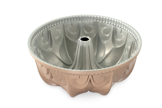 Nordic Ware - 53248 - Fleur De Lis Bundt ® Pan