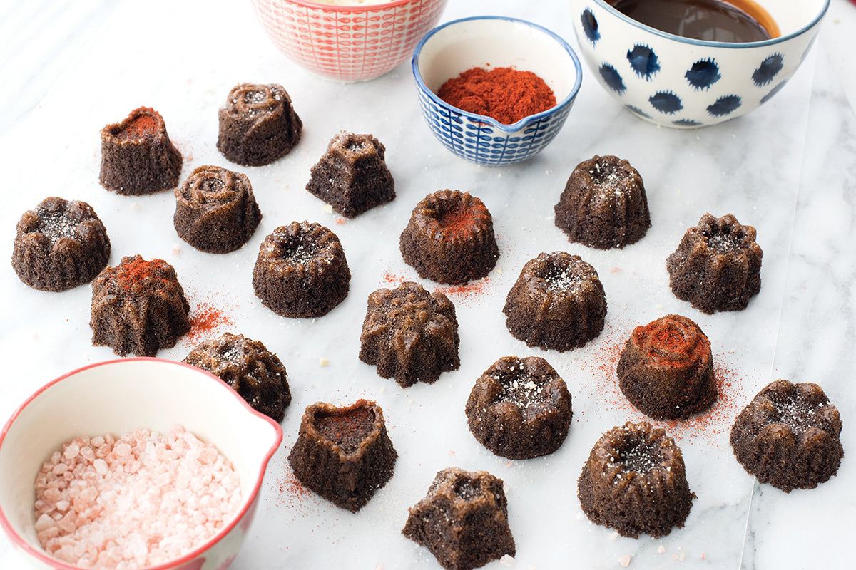 Nordic Ware - 59448 - Bundt ® Tea Cakes and Candies