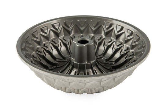 Nordic Ware - 88737 - Stained Glass Bundt® Pan