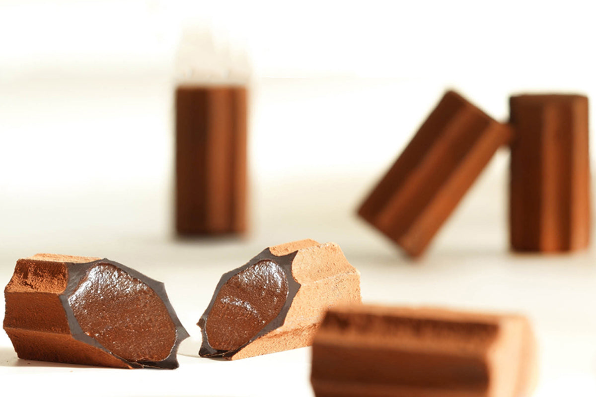 CW1730 - Chocolate World - Chocolate Star Truffle Polycarbonate Mould