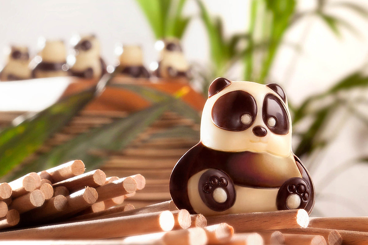 CW1874 - Chocolate World - Chocolate Panda Polycarbonate Mould