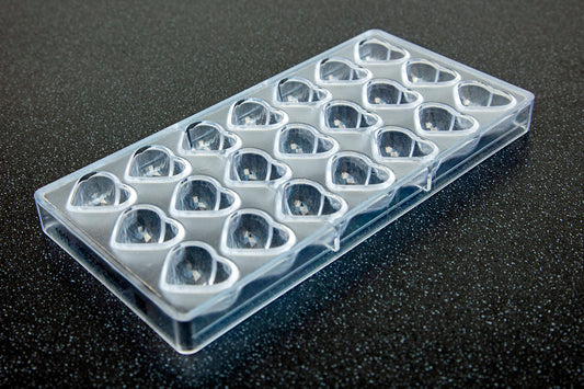 CW1913 - Chocolate World - Chocolate Heart Facet Polycarbonate Mould