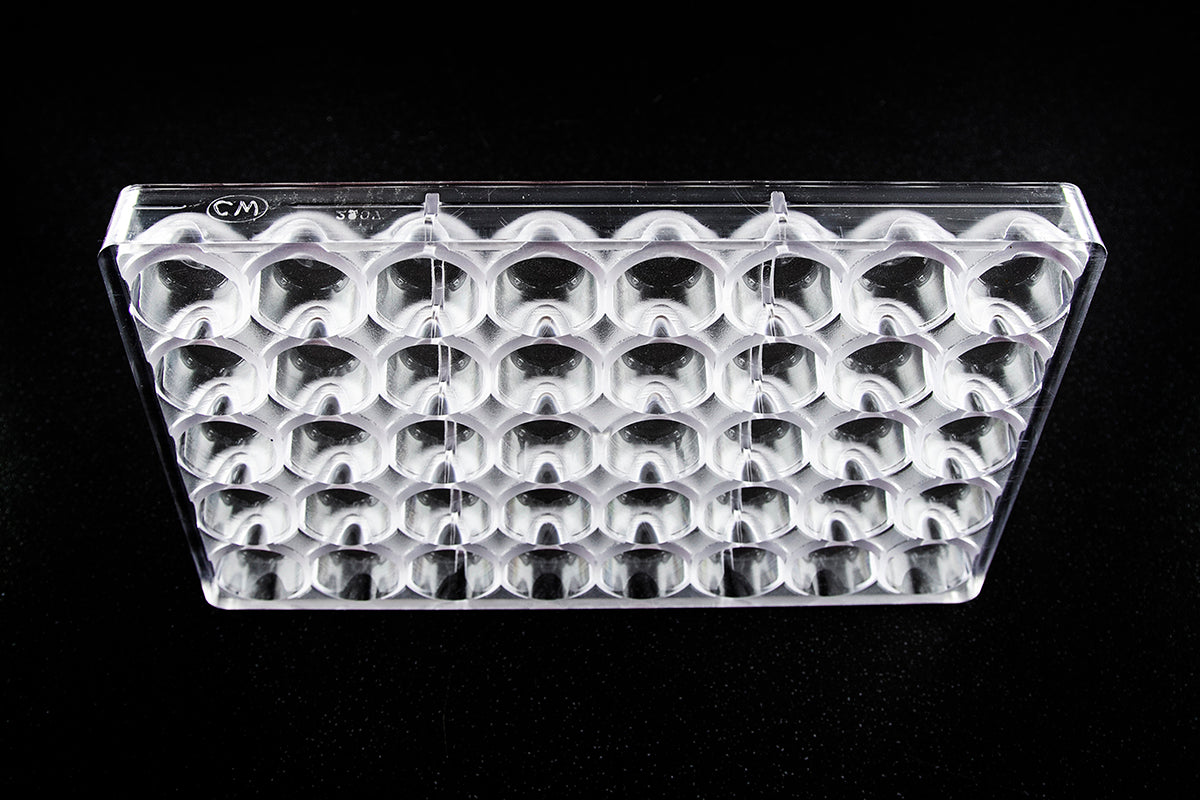 CW2207 - Chocolate World - Flat Cone Ø 30 x 19 mm Polycarbonate Mould