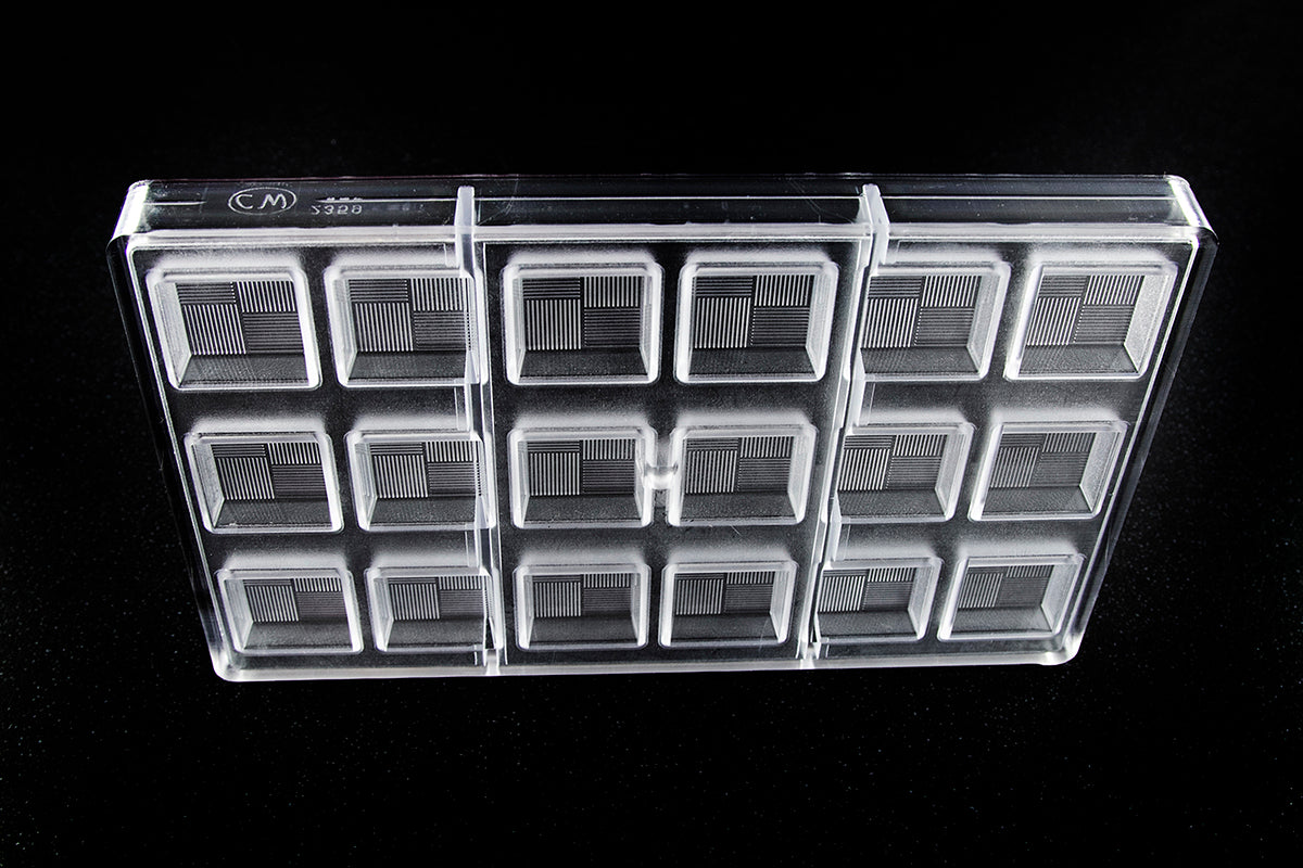 CW2359 - Chocolate World - Square With Lines Polycarbonate Mould
