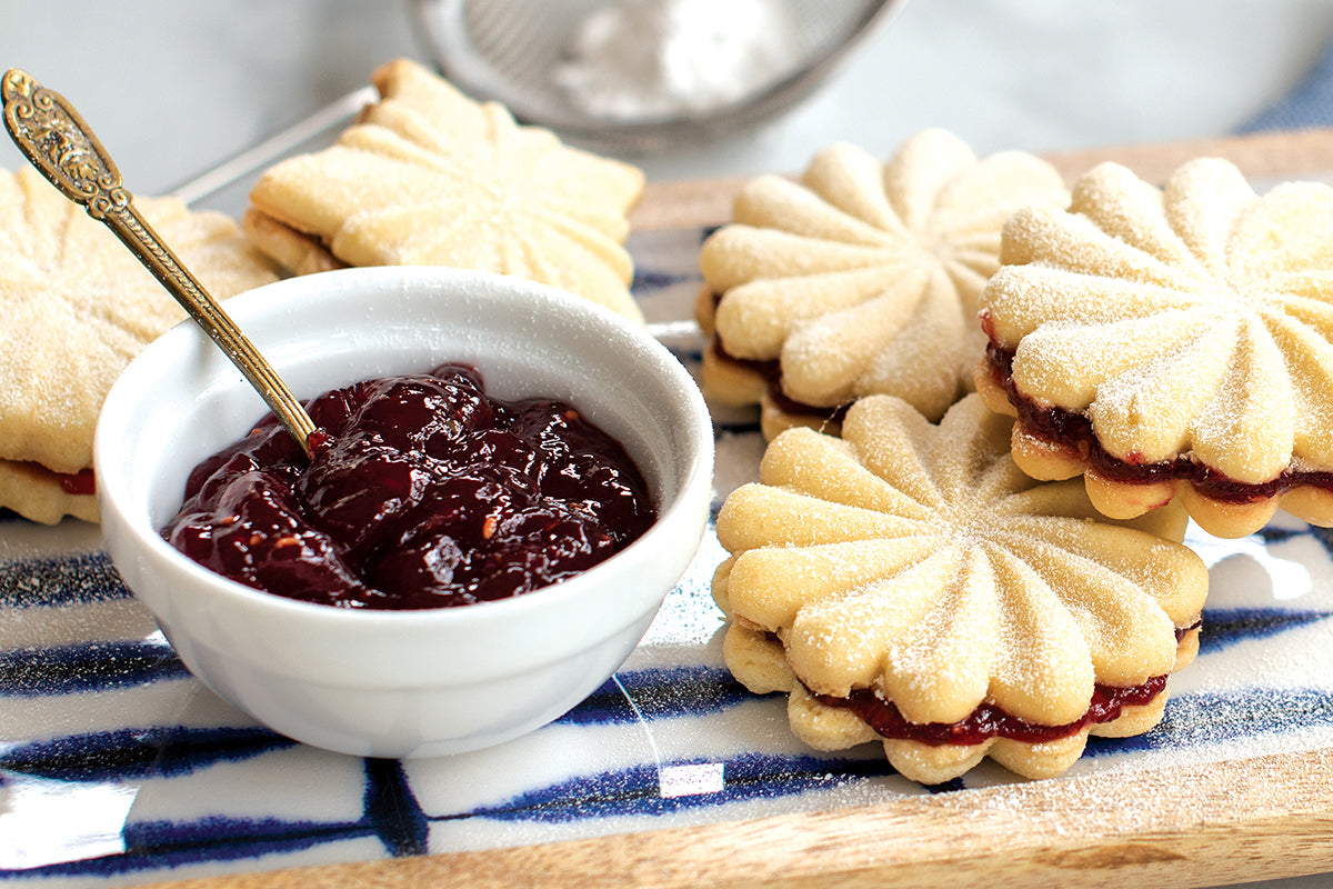 Nordic Ware - 01237 - Pretty Pleated Cookie Stamps