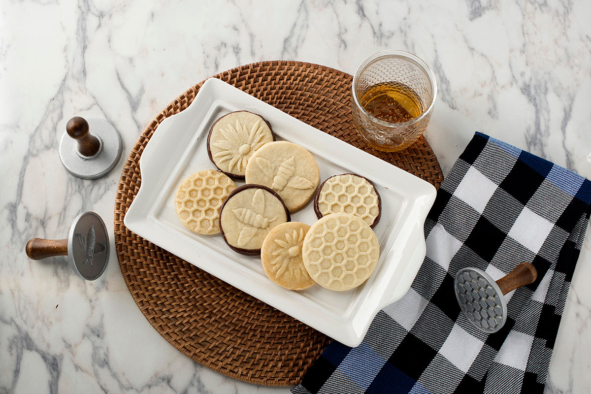Nordic Ware - 01250 - Honey Bee Cookie Stamps