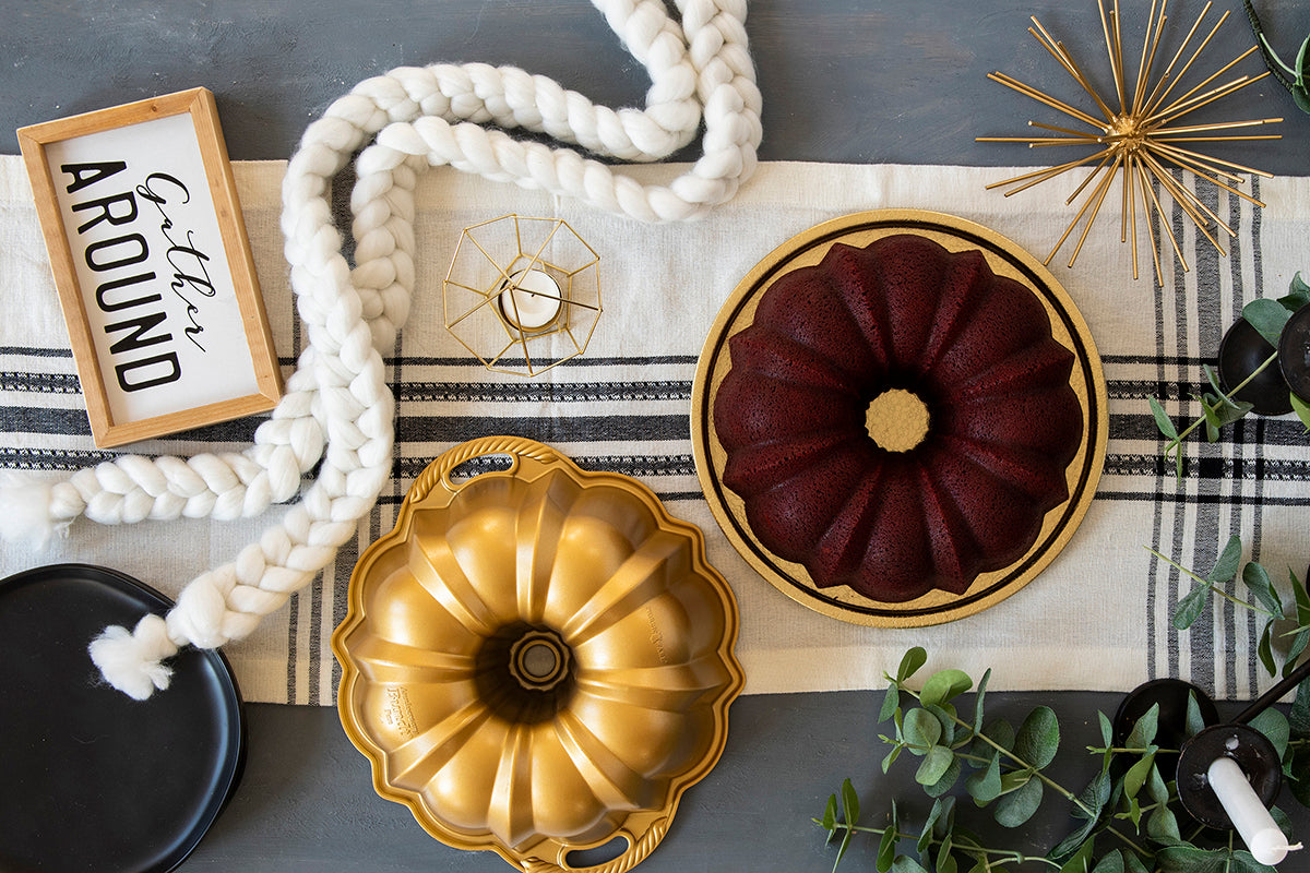 Nordic Ware - 50077 - Anniversary Bundt ® Pan