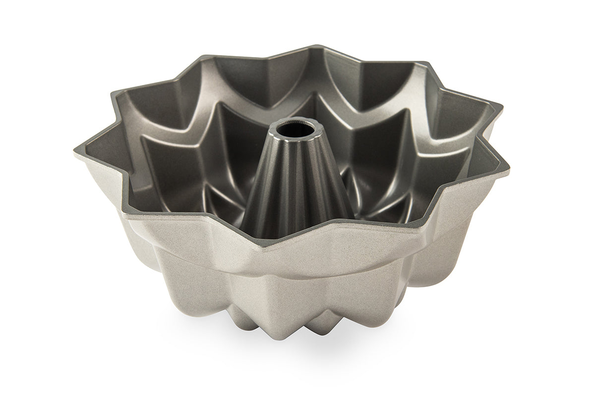 Nordic Ware - 53137 -  Vintage Star Bundt