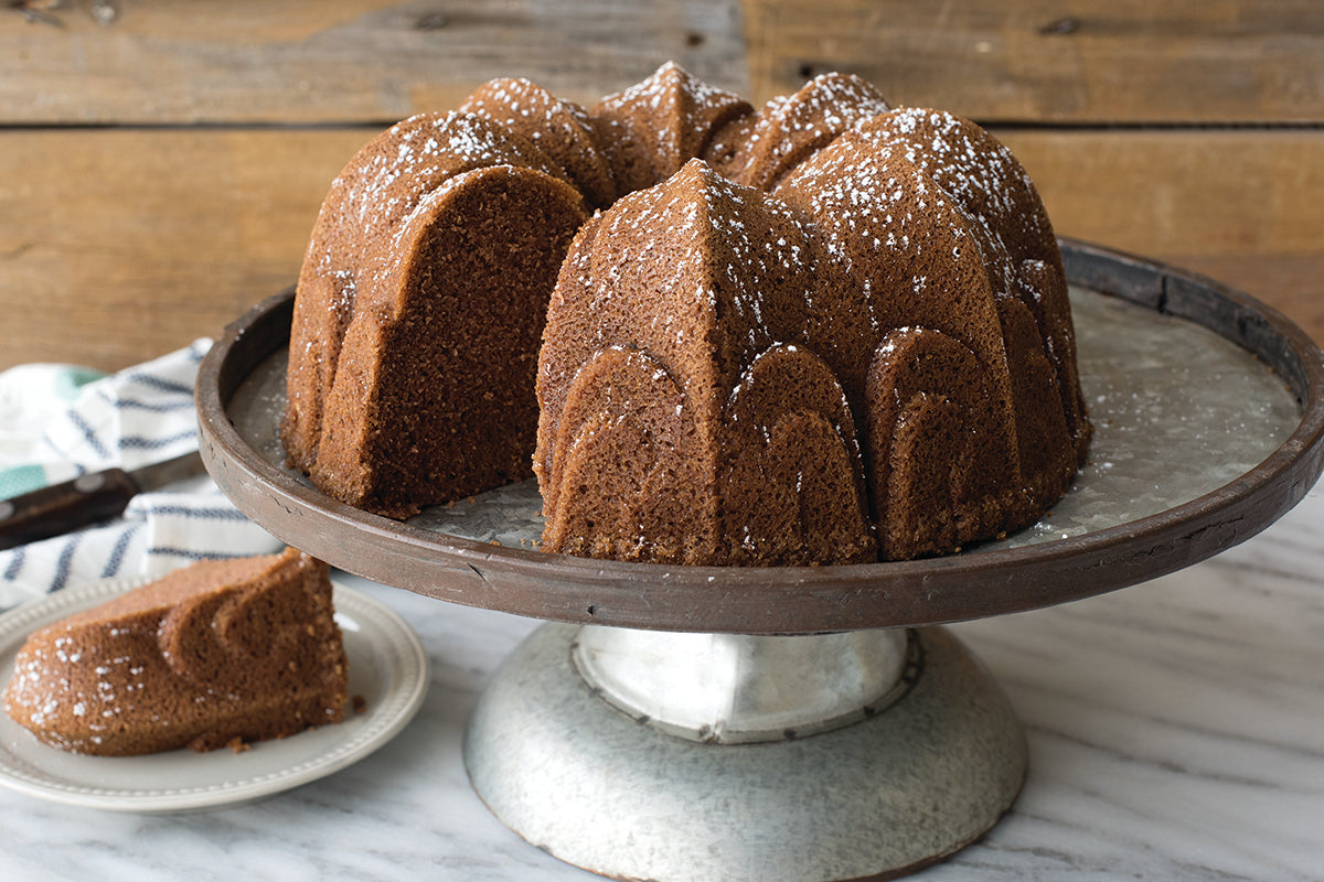 Nordic Ware - 53248 - Fleur De Lis Bundt ® Pan