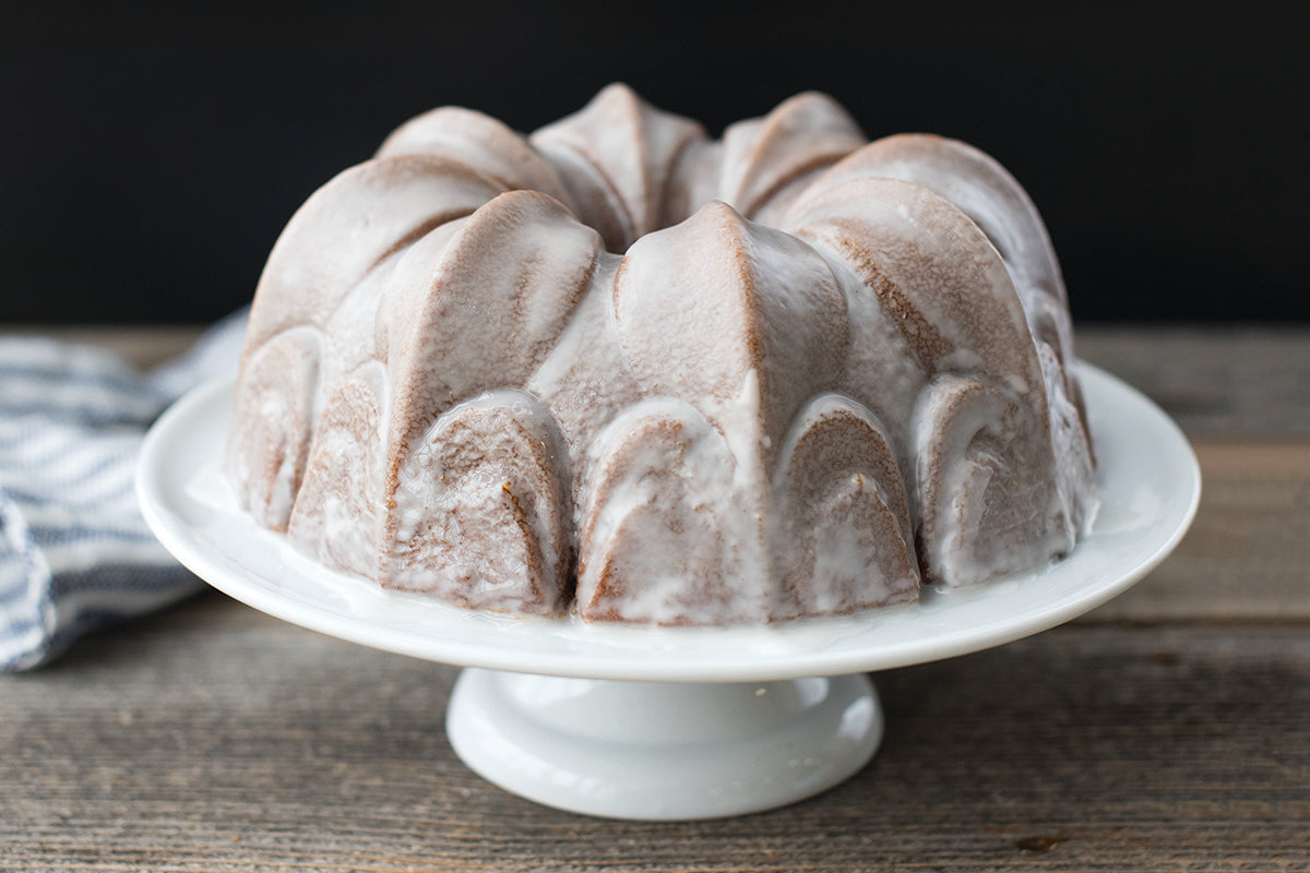 Nordic Ware - 53248 - Fleur De Lis Bundt ® Pan