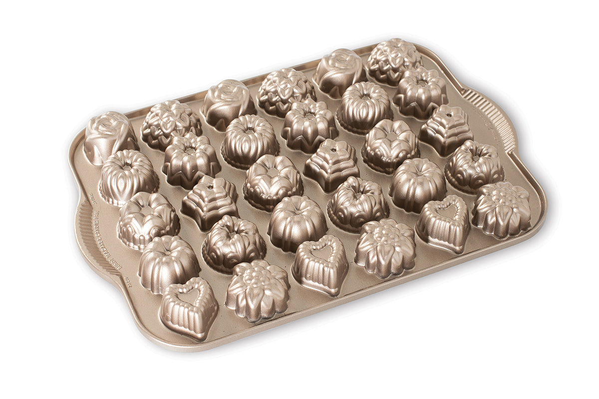 Nordic Ware - 59448 - Bundt ® Tea Cakes and Candies