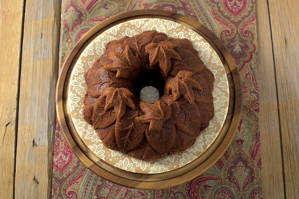 Nordic Ware - 85948 - Harvest Leaves Bundt ®