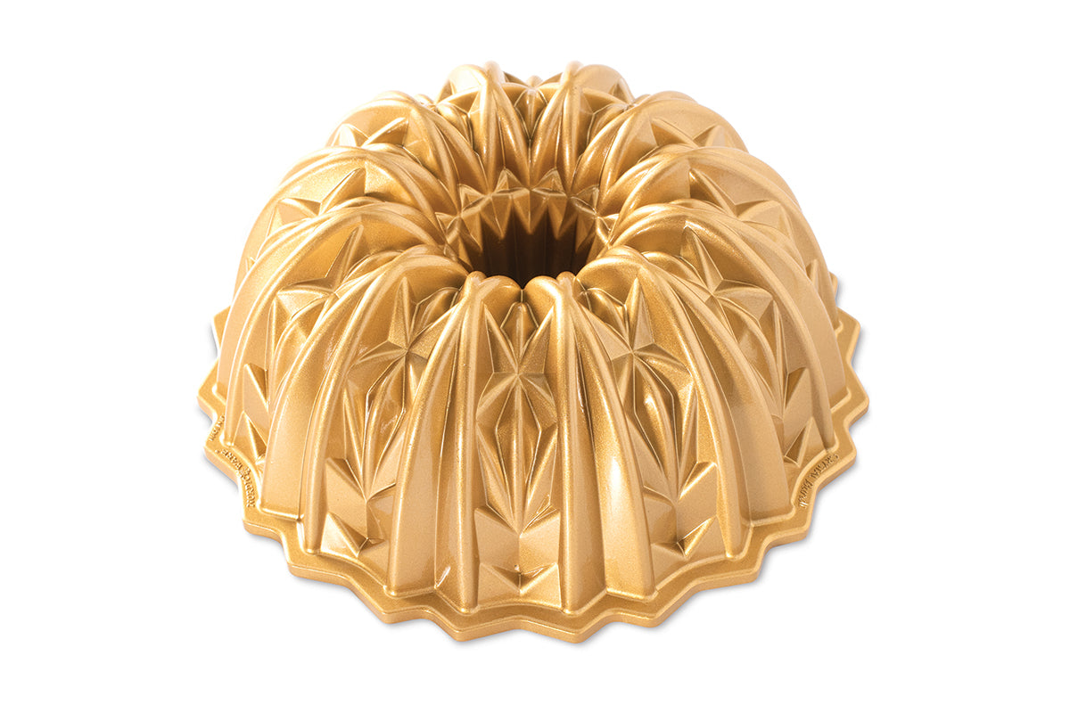 Nordic Ware - 92877 - Cut Crystal Bundt ® Pan