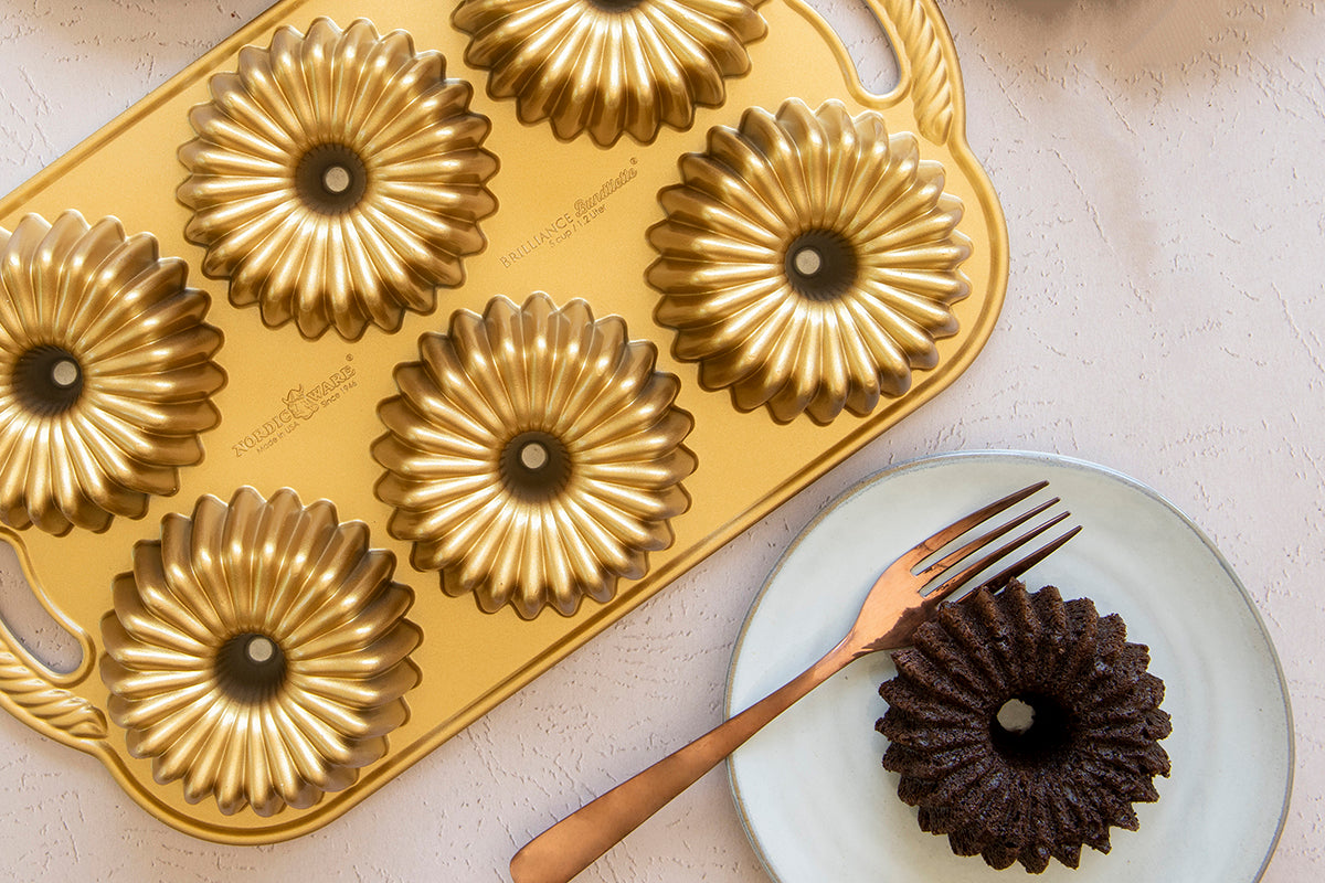 Nordic Ware - 93377 - Brilliance Bundtlette ® Pan