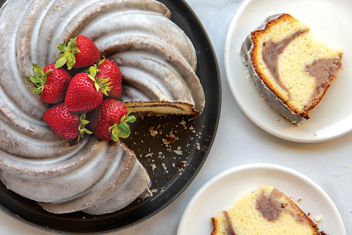 Nordic Ware - 94077 - Gold Swirl Bundt