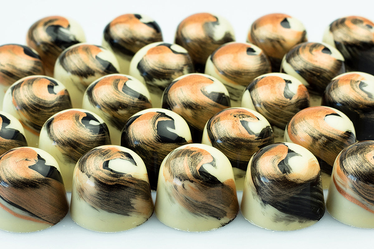 CW1157 - Chocolate World - Cone Ø 30 X 25 mm Polycarbonate Mould