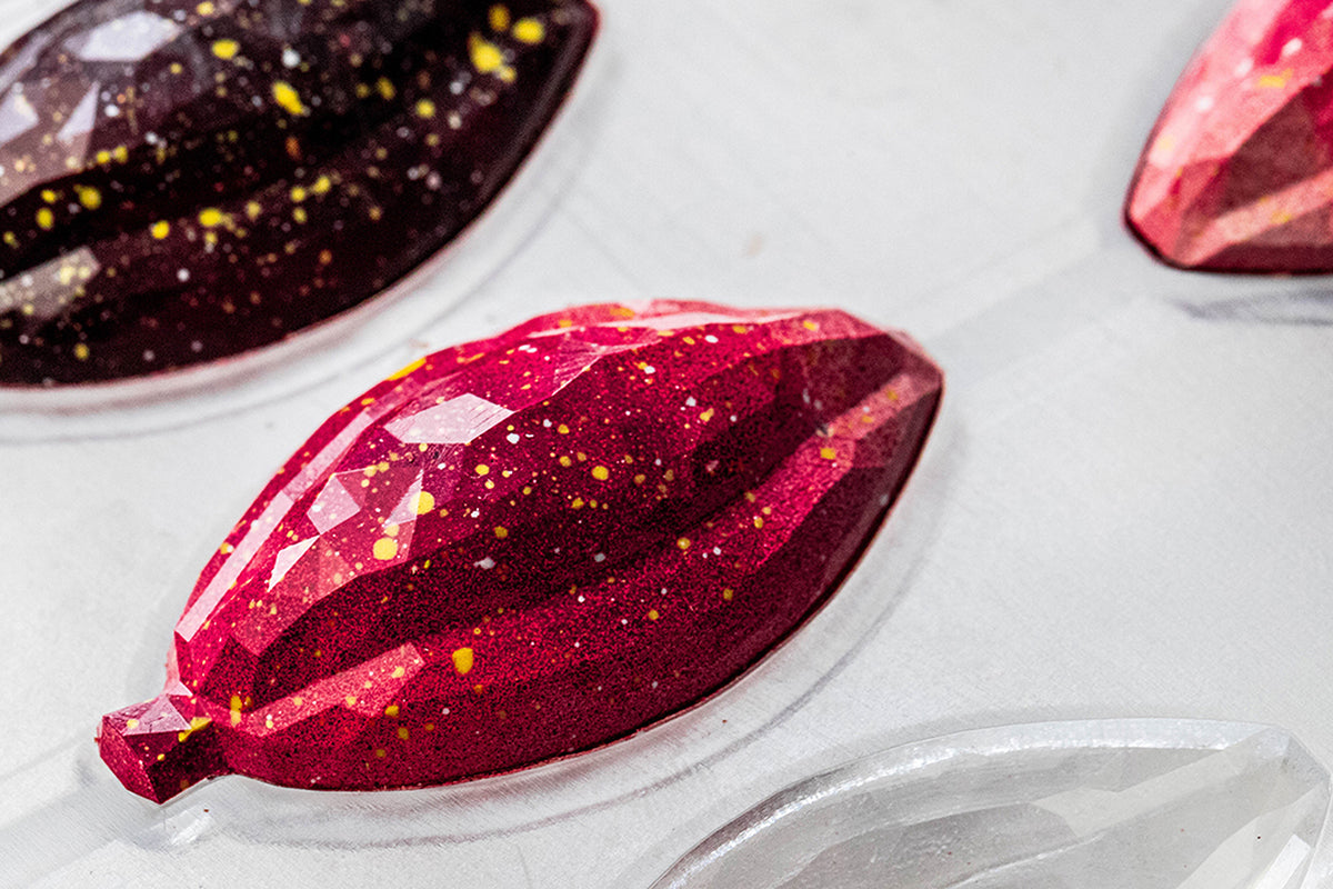 CW12000 - Chocolate World - Facet Cocoa Bean Polycarbonate Mould