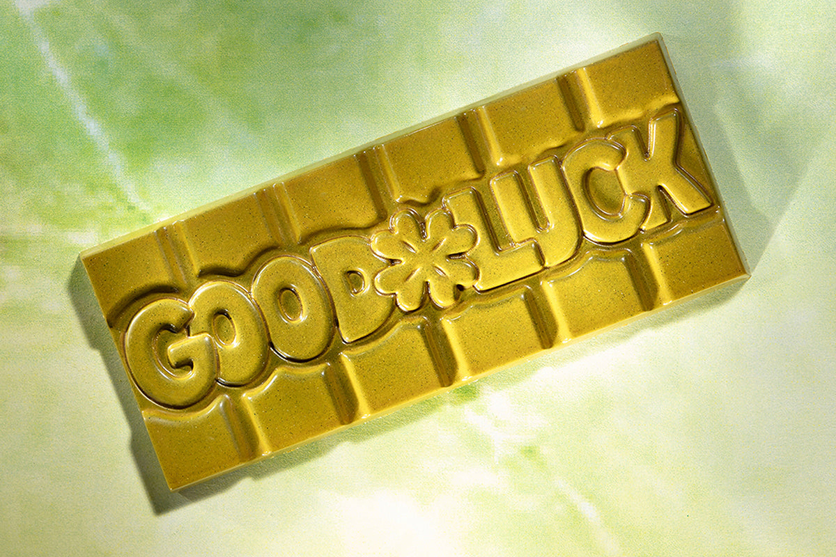 CW12014 - Chocolate World - "Good Luck" Tablet Polycarbonate Mould