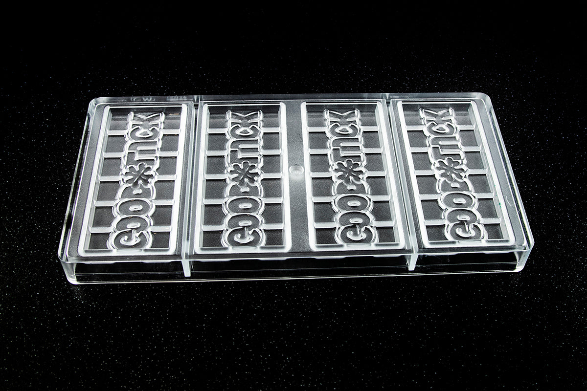 CW12014 - Chocolate World - "Good Luck" Tablet Polycarbonate Mould