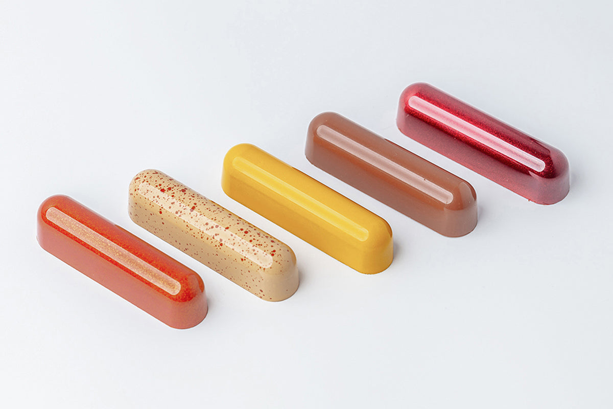 CW12033 - Chocolate World - Eclair Snack Bar Polycarbonate Mould