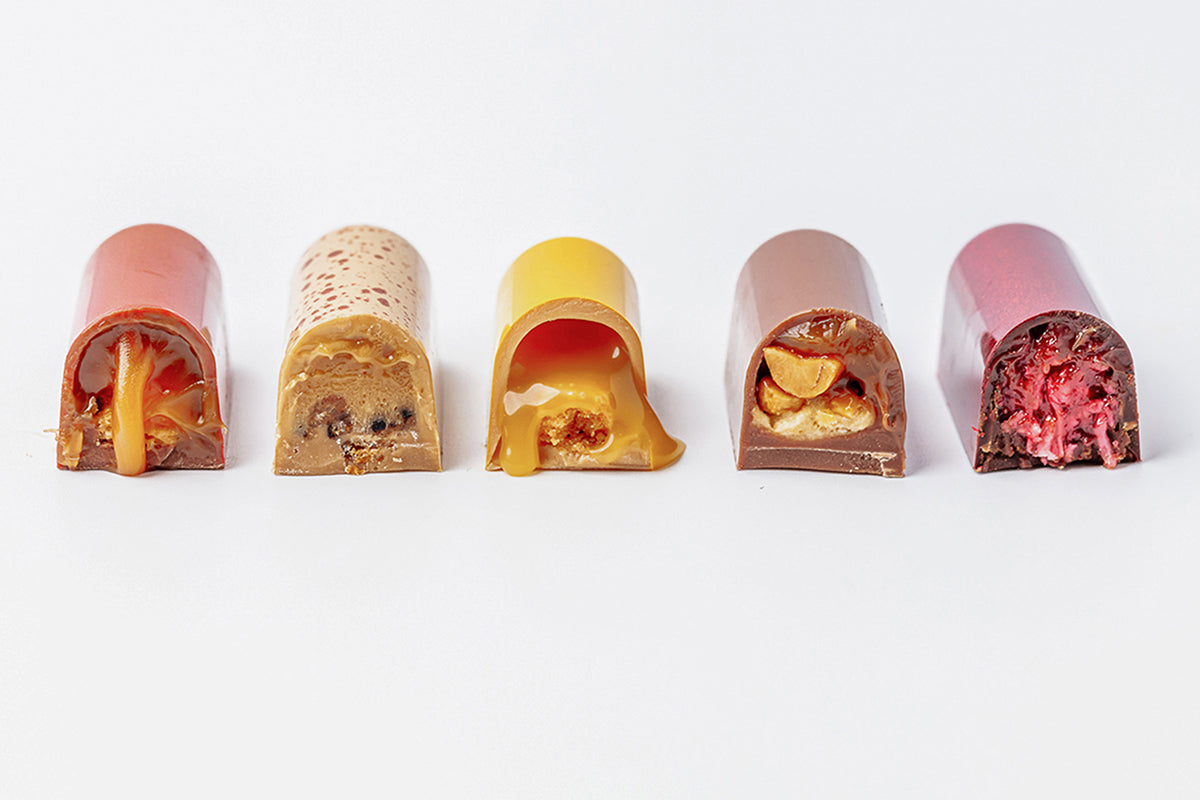CW12033 - Chocolate World - Eclair Snack Bar Polycarbonate Mould