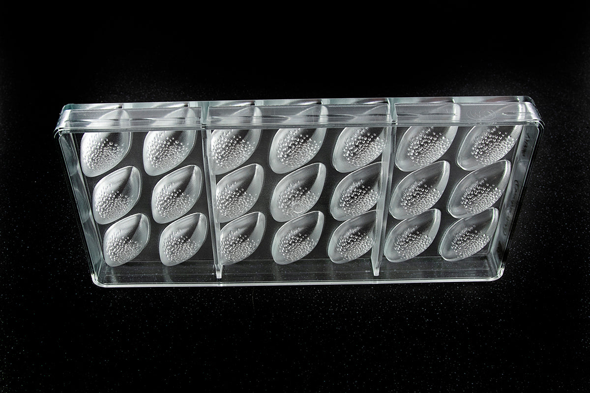 CW12096 - Chocolate World - Cocoa Bean With Bubbles Polycarbonate Mould