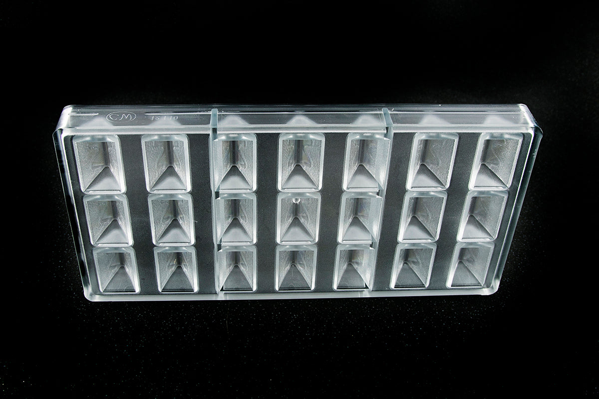 CW12110 - Chocolate World - Gianduja Golf Structure Polycarbonate Mould