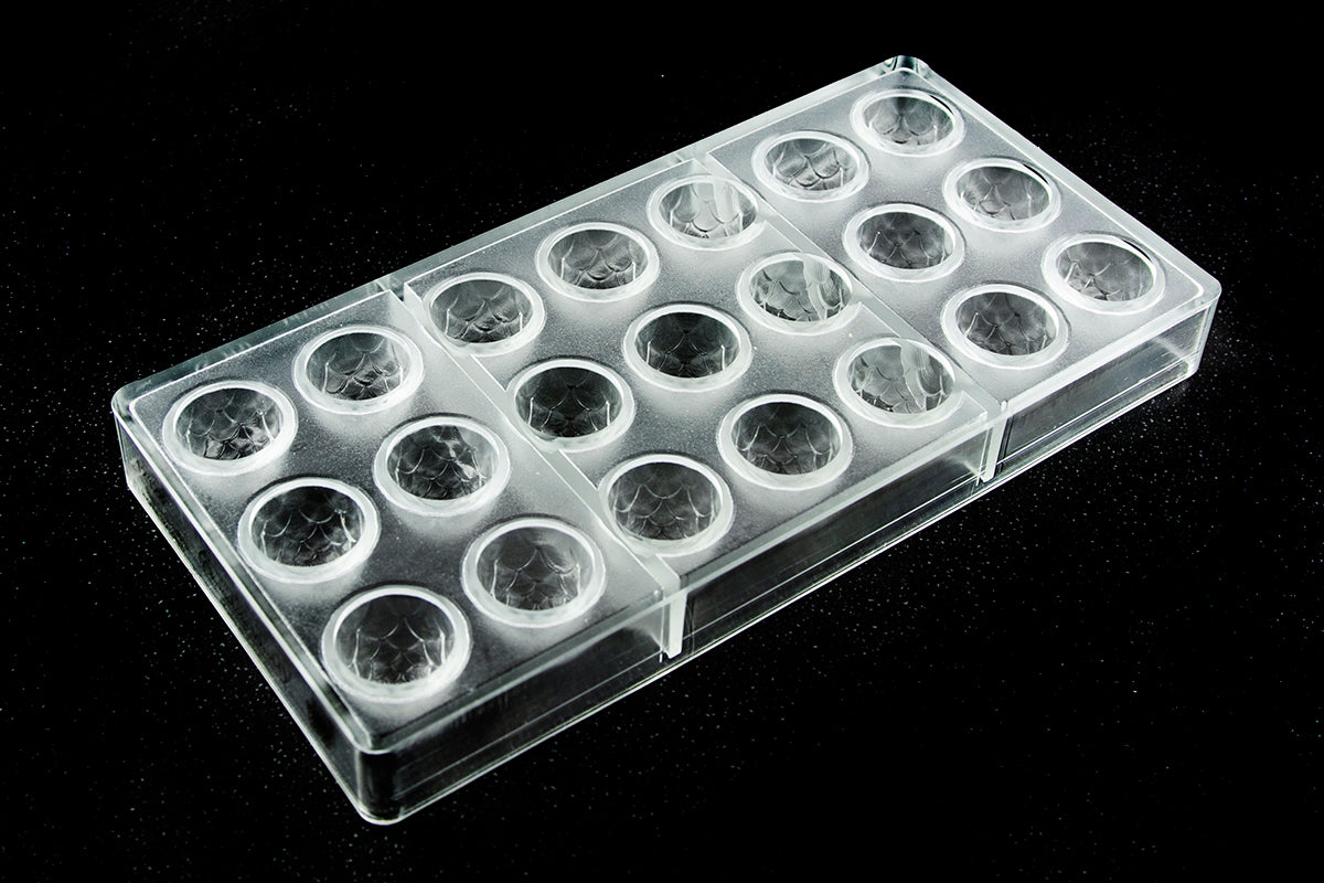 CW12128 - Chocolate World - Pinecone Praline Polycarbonate Mould