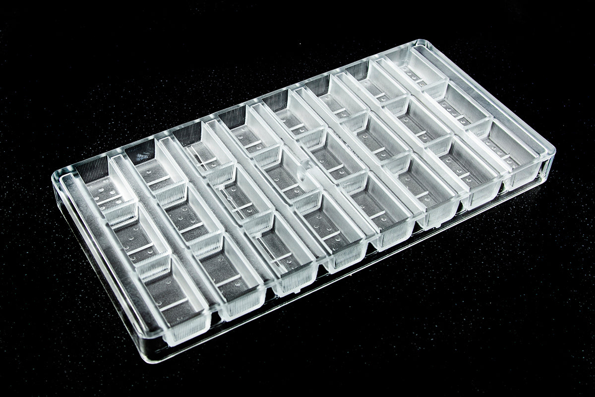 CW1330 - Chocolate World - Chocolate Domino Polycarbonate Mould