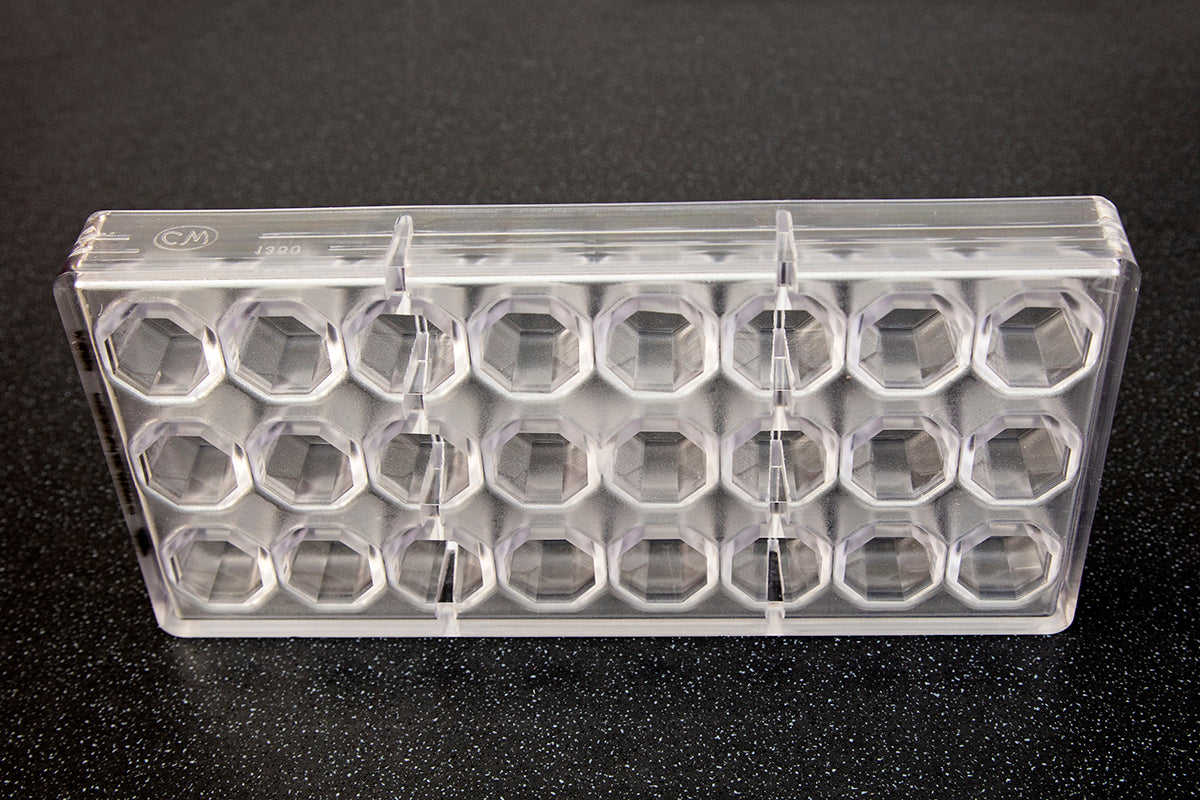CW1350 - Chocolate World - Octagonal Cup Polycarbonate Mould