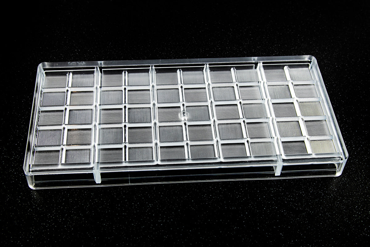 CW1366 - Chocolate World - 41 g Chocolate Tablet Polycarbonate Mould