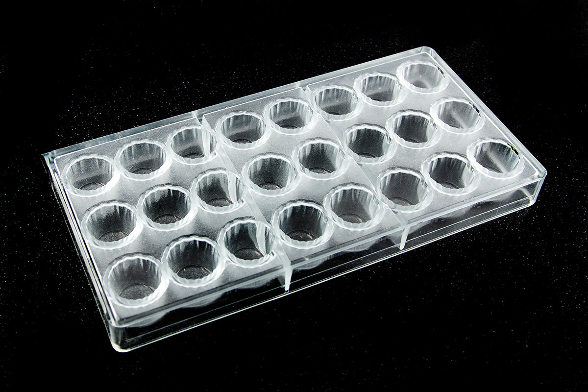 CW1535 - Chocolate World - Chocolate Cup Round Polycarbonate Mould