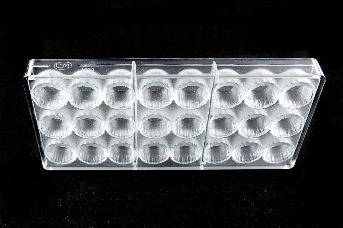 CW1535 - Chocolate World - Chocolate Cup Round Polycarbonate Mould