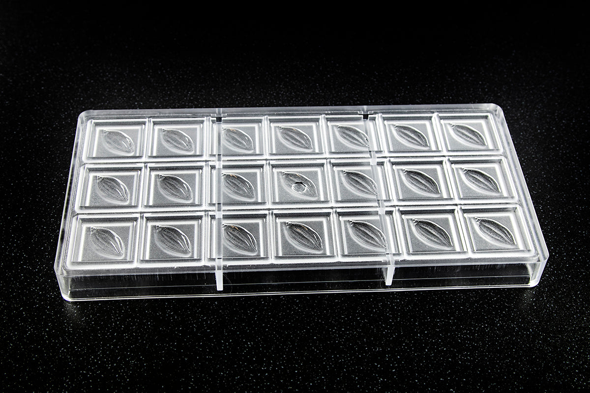 CW1540 - Chocolate World - Caraque Cocoa Bean Polycarbonate Mould