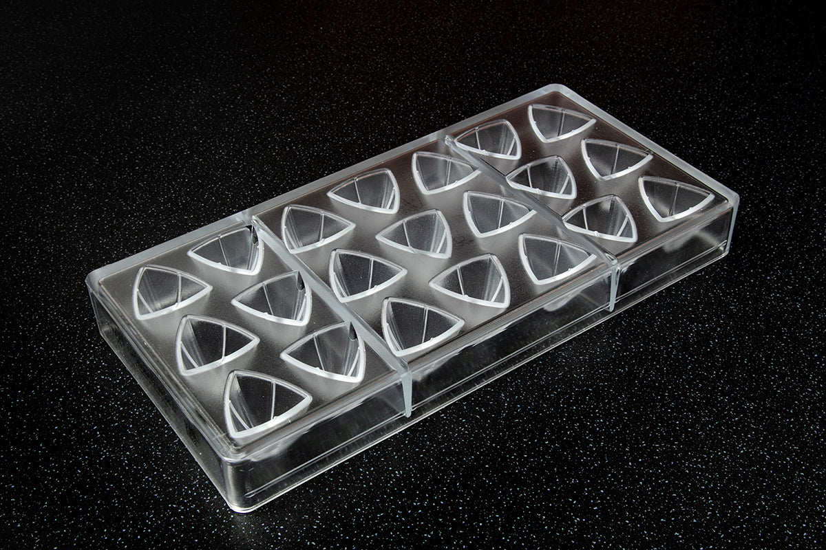 CW1764 - Chocolate World - Pyramid Deniz Karaca Polycarbonate Mould