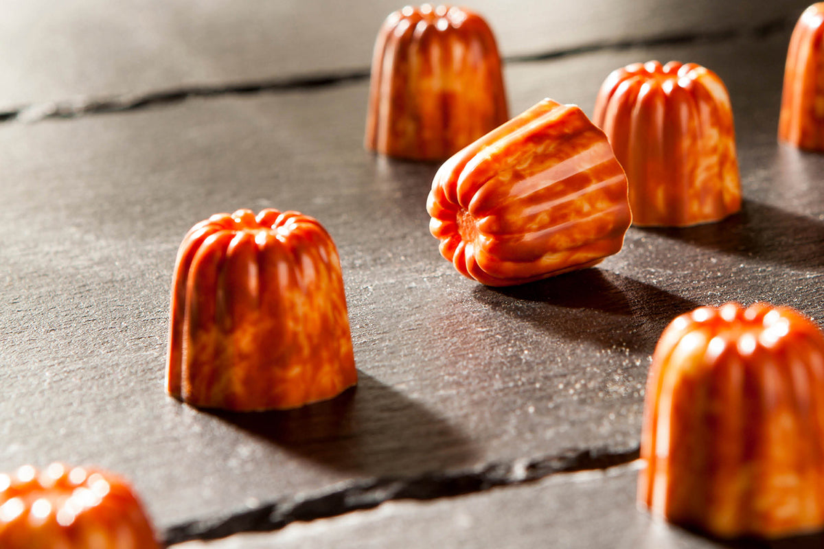 CW1859 - Chocolate World - Cannelé 3 Figures Polycarbonate Mould