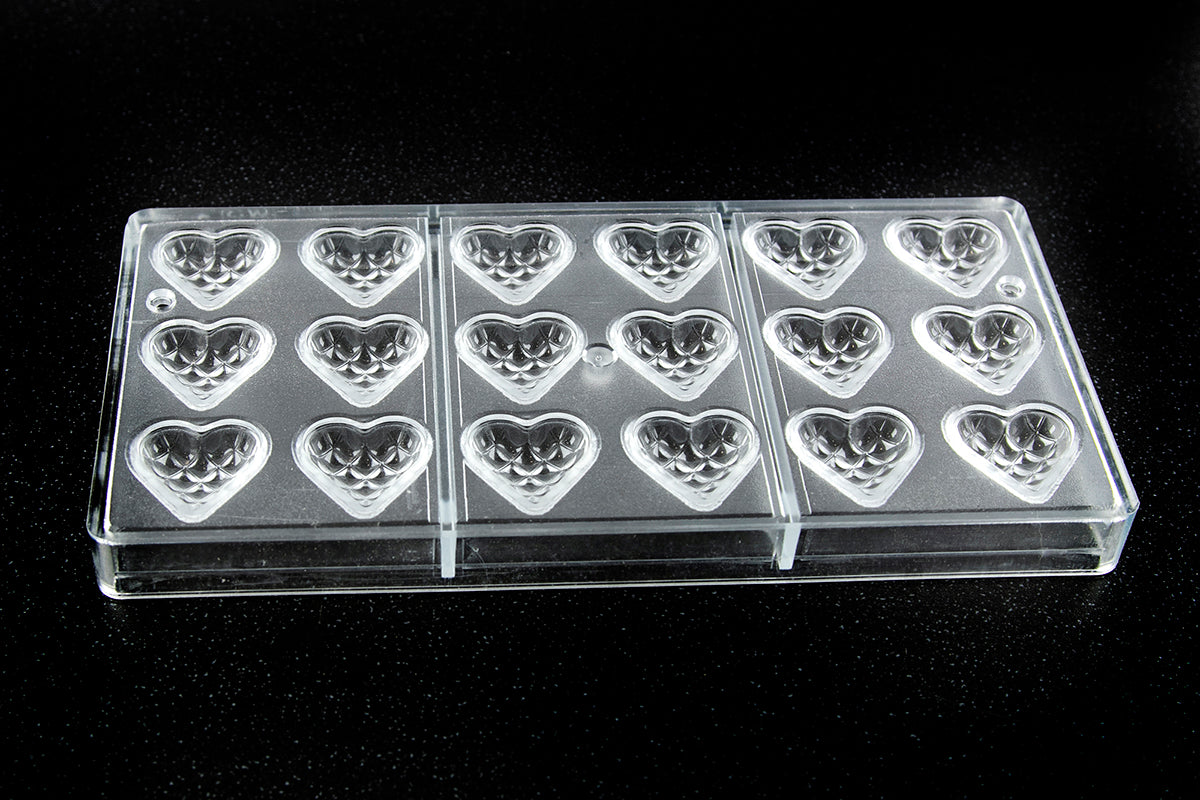 CW1892 - Chocolate World - Heart Chesterfield Polycarbonate Mould