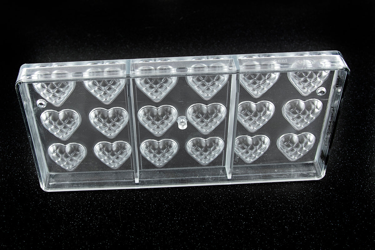 CW1892 - Chocolate World - Heart Chesterfield Polycarbonate Mould