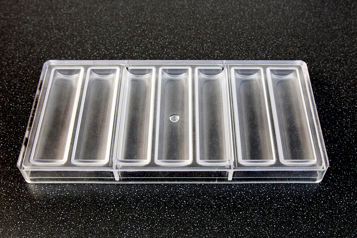 CW1908 - Chocolate World - Chocolate Smooth Buche Polycarbonate Mould