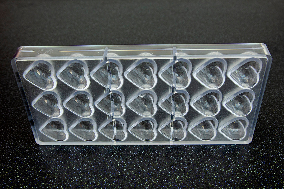 CW1913 - Chocolate World - Chocolate Heart Facet Polycarbonate Mould