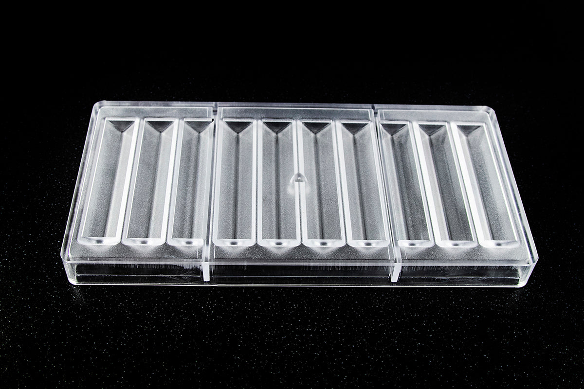 CW1929 - Chocolate World - Half Bar Juliana Badaró Polycarbonate Mould