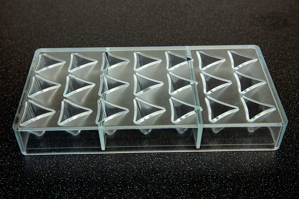 CW1951 - Chocolate World - Pyramid Frank Haasnoot Polycarbonate Mould