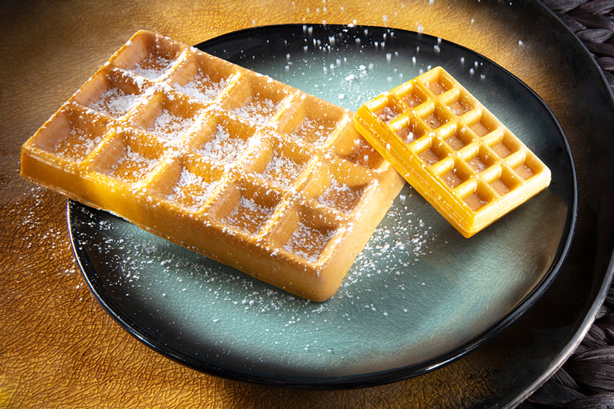 CW1991 - Chocolate World - Brussels Waffle Small Polycarbonate Mould