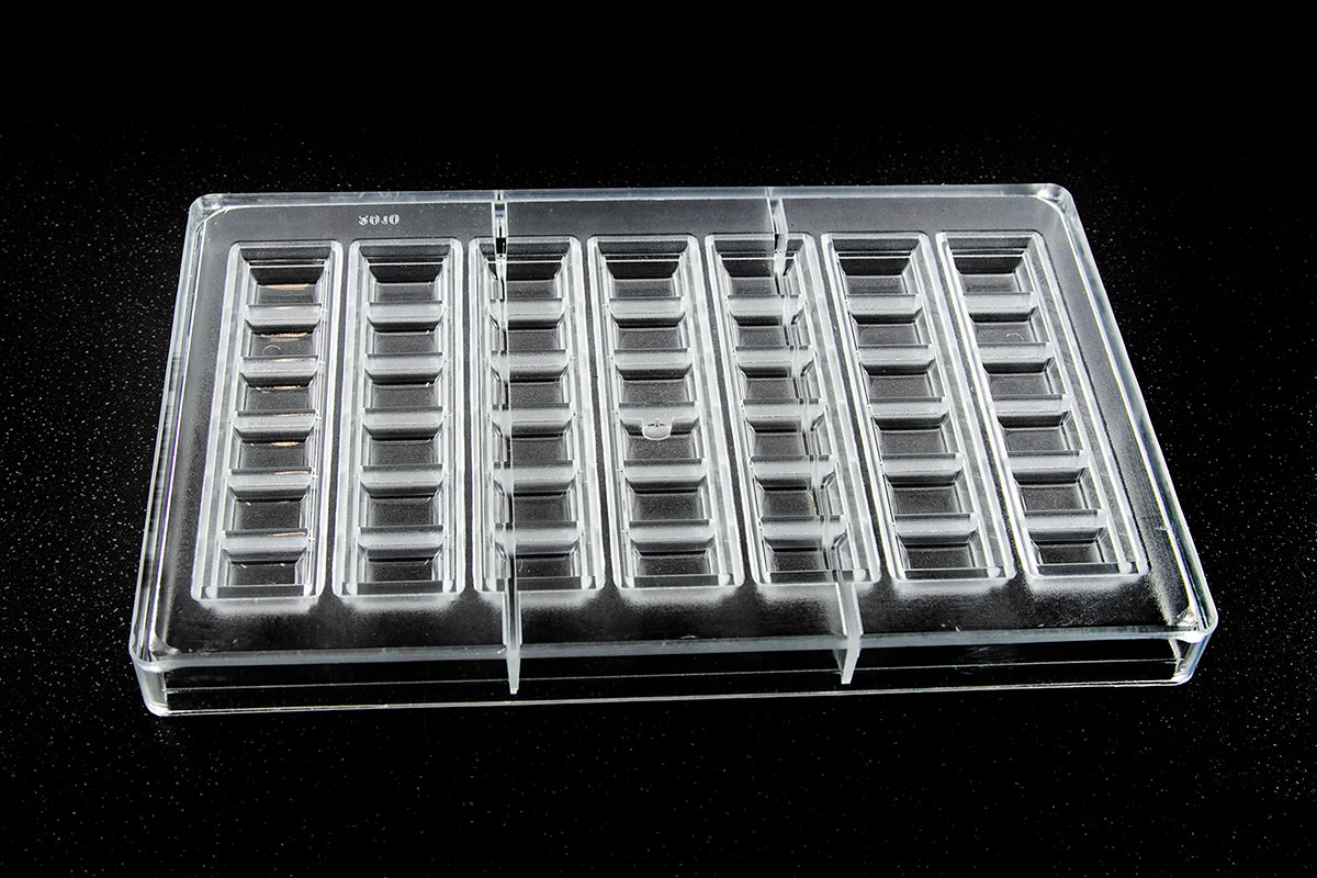 CW2010 - Chocolate World - Chocolate Bar 38 g Polycarbonate Mould