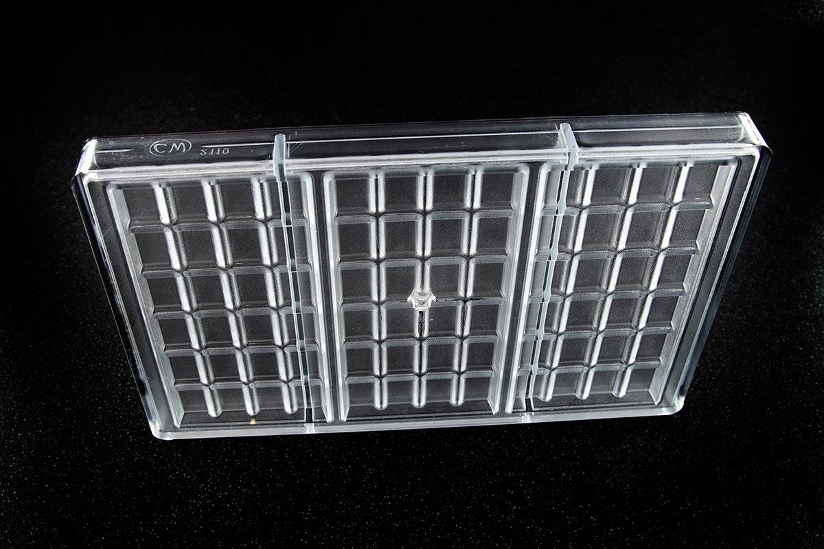CW2110 - Chocolate World - Rectangle 90 g Tablet Polycarbonate Mould