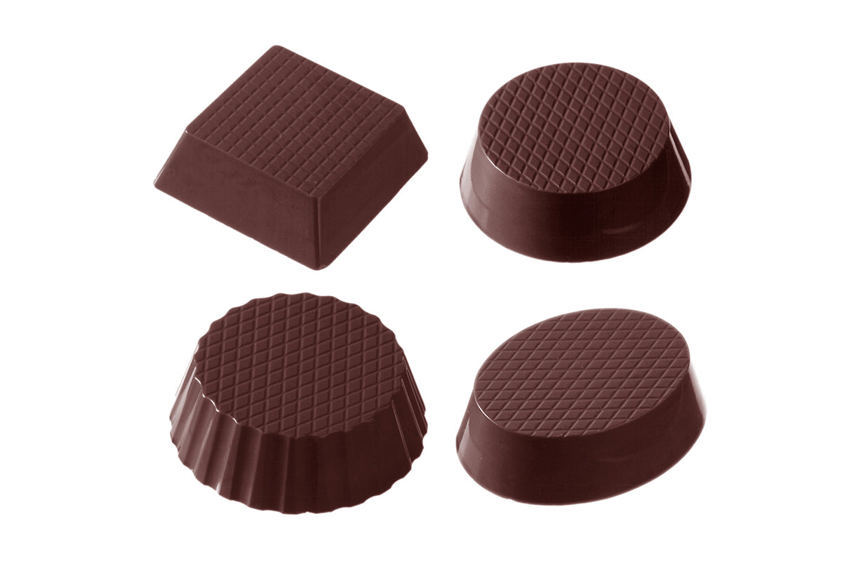 CW2112 - Chocolate World - Petit Four Cup 4 Figures Polycarbonate Mould