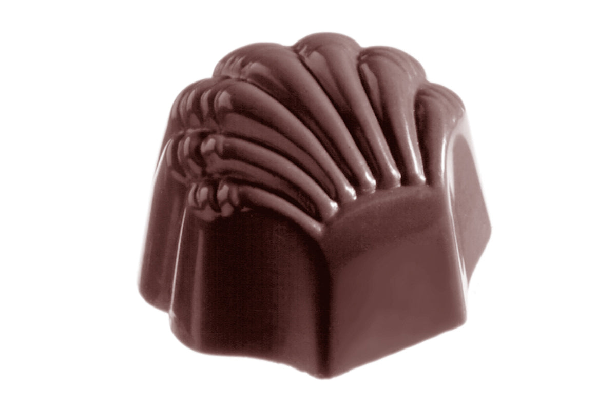CW2188 - Chocolate World - Chocolate Scallop Large Polycarbonate Mould