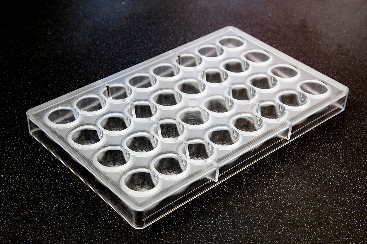 CW2295 - Chocolate World - Cone Ø 29 X 21 mm Polycarbonate Mould