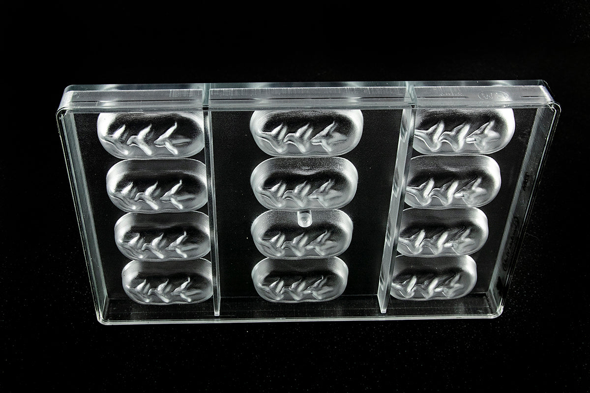 CW2364 - Chocolate World - Enrobed Bar Small Polycarbonate Mould