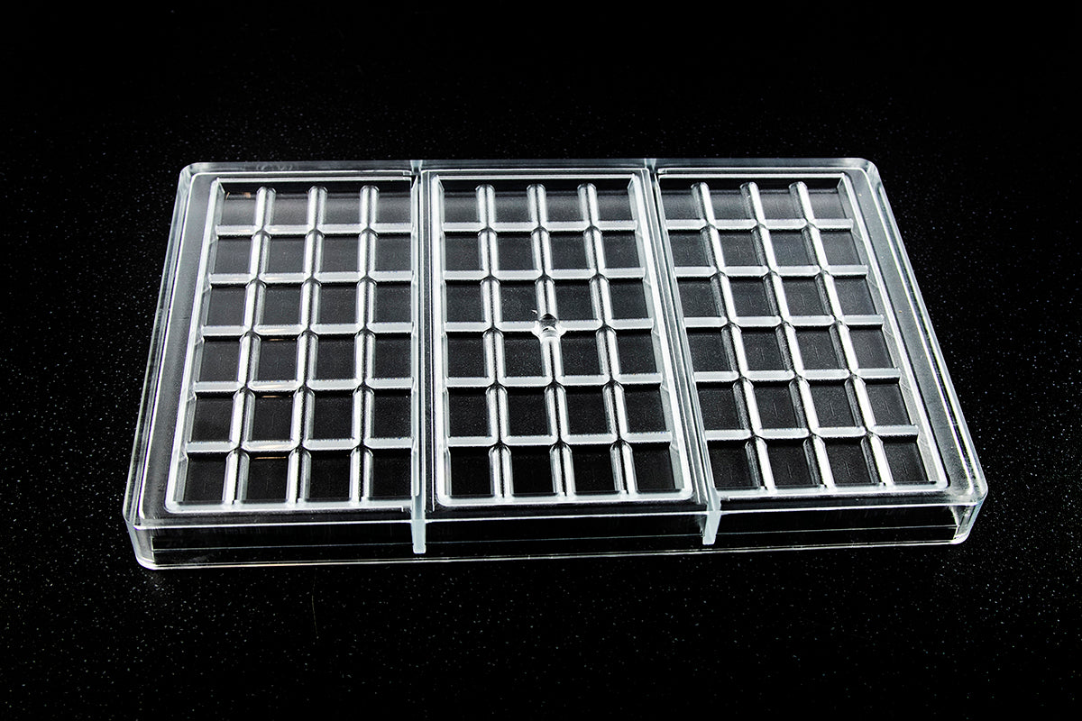 CW2438 - Chocolate World - Rectangle 70 g Tablet Polycarbonate Mould